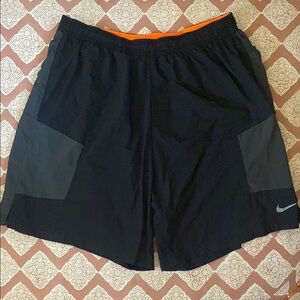 Nike Black and Gray Athletic Shorts with Elastic Waistband Xl with pockets